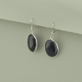 Размер звена: 25х20х5 мм.
 
Вес: 56,4 г.
 
Длина: 65 см.
 
Камень: Агат(нат.)
 
. . фото 3