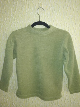 Теплый свитер,кофточка девочке 8-10 лет.
Цвет - оттенок зеленого, оливкового.
. . фото 2