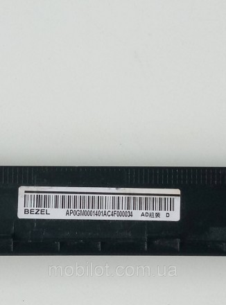 Часть корпуса рамка и крышка матрицы к ноутбуку Lenovo G570. Есть следы от экспл. . фото 8