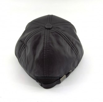 
Бейсболки, кепки сделаны из непромокаемой ткани, кожзаменитель. Утеплена подкла. . фото 4