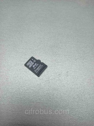 MicroSD 8Gb - компактное электронное запоминающее устройство, используемое для х. . фото 2