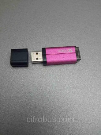 USB 32Gb - - компактное электронное запоминающее устройство, используемое для хр. . фото 7