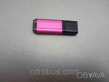 USB 32Gb - - компактное электронное запоминающее устройство, используемое для хр. . фото 1