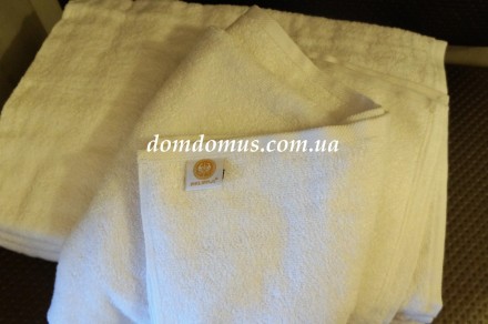 Класичні білі махрові рушники зі 100% бавовни використовуються в різних сферах ж. . фото 5