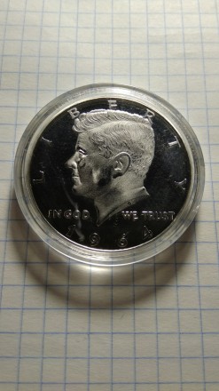 Памятна монета США Джон Кеннеді 1964. Розмір: 40*3 мм. Матеріал: silver plated a. . фото 3