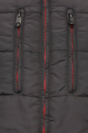 Демисезонная мужская куртка от финского бренда Finn Flare дает оптимальный комфо. . фото 5