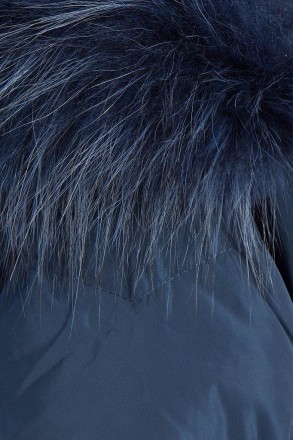 Длинный пуховик женский Finn Flare с натуральным крашеным мехом енота. Пуховик в. . фото 7