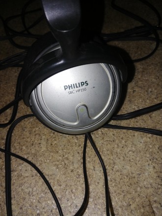 Philips sbc hp250 рабочие но провод нужно перепаять.звук норм.. . фото 4