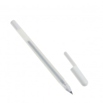 Гелевая ручка с матовым полупрозрачным корпусом отлично подходит для ежедневных . . фото 2