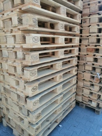 Поддоны деревянные б.у палеты облегченные и усиленные все сорта 

Продаем толь. . фото 2