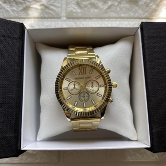 
Женские наручные часы в подарочной коробочке Michael Kors люкс реплика
Характер. . фото 13