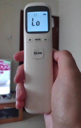 Термометр безконтактный CK-T1502 измерения температуры тела
Особенности:
1. Быст. . фото 3