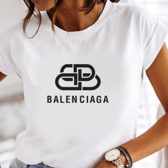 Весь ассортимент футболок смотрите в КАТАЛОГЕ
 
Женская футболка Баленсиага "Bal. . фото 2