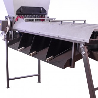 Калибратор — это оборудование для быстрой сортировки неочищенного ореха по разме. . фото 3