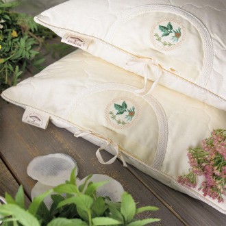 Подушка Aromavita – естественная польза для комфортного отдыха. Очень красивая, . . фото 2