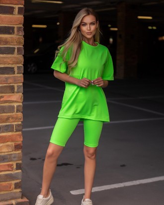Костюм женский модный футболка оверсайз и велосипедки зеленый.
Данный комплект с. . фото 5