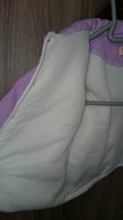 Куртка демисезонная для девочки 1 - 2года, рост 86см. Цвет сиреневый, с отложным. . фото 7