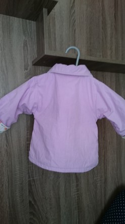 Куртка демисезонная для девочки 1 - 2года, рост 86см. Цвет сиреневый, с отложным. . фото 4