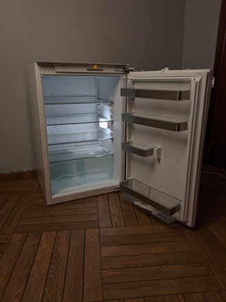 Холодильник MIELE NO FROST встраиваемый низкий 87 см из Германии бу ЕВРОПА  Есть. . фото 2
