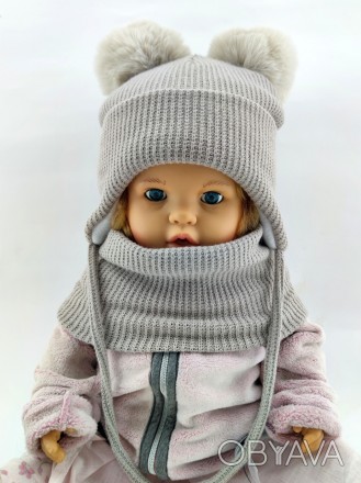 
Тепла в'язана дитяча шапка на зав'язках. Дуже приємна, м'яка і тепла тканина. Д. . фото 1