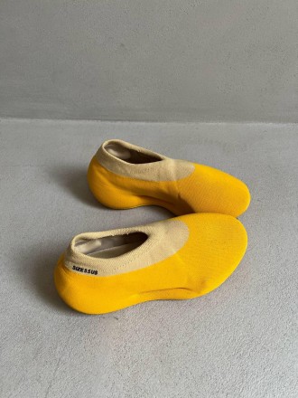 Кроссовки мужские желтые Adidas Yeezy Knit RNR Sulfur 
Представляем вам невероят. . фото 4