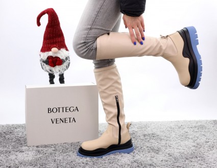 Ботинки женские бежевые зимние Bottega Veneta
Представляем вам крутые женские бо. . фото 5