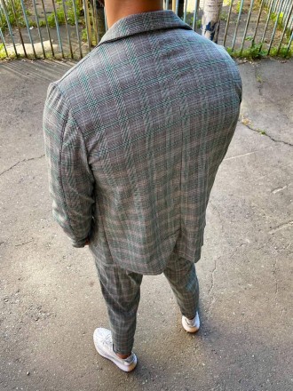 
Классический костюм мужской серый в клетку пиджак и брюки демисезонный Sergio G. . фото 4