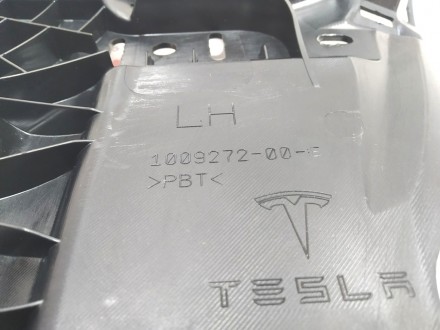 Кронштейн внутренний левый стойки C Tesla model S, model S REST 1009272-00-F
До. . фото 4