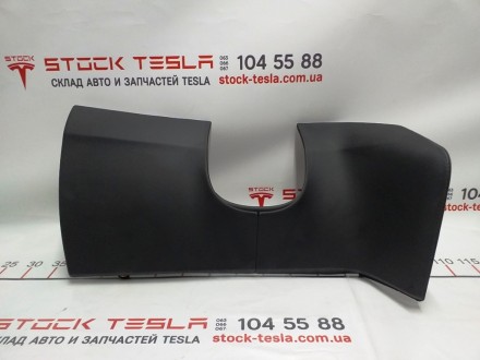 Накладка декоративная под руль PVC B BLACK (черный глянец) на электромобиль Tesl. . фото 2