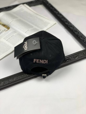 
 
 Кепка Fendi black with brown
Материал: Текстиль 
Размер: Универсальный ( рег. . фото 4