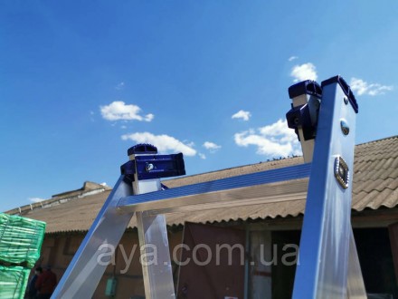 
Алюминиевая трехсекционная универсальная лестница может использоваться как разд. . фото 8