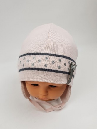 Детские демисезонные вязаные шапки с завязками на трикотажной подкладке для дево. . фото 3