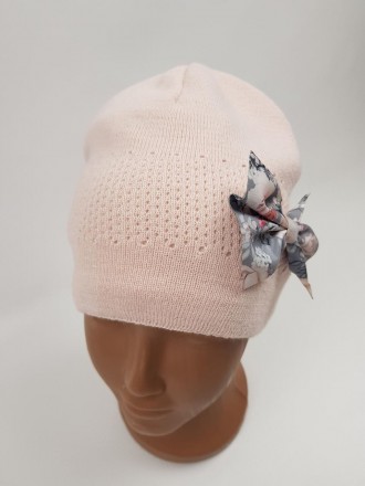  Польские демисезонные вязаные шапки на трикотажной подкладке для девочек оптом,. . фото 3
