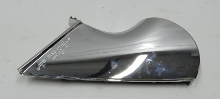 Накладка кронштейна зеркала наружного правого нижняя хром Tesla model X 1035181-. . фото 3