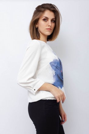 
Легкая блузка от турецкой фабрики Cliche. Цвет блузки белый с принтом в виде го. . фото 3