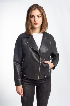 
Крутая куртка косуха Yarina 165 классического черного цвета. Куртка оверсайз, п. . фото 2