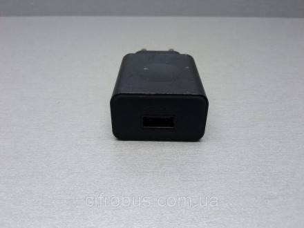 Залежність від мережевого адаптатора, блок живлення з' єднання з інтерфейсом USB. . фото 2