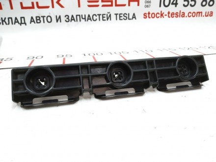 Направляющая накладки порога левая/правая задняя с повреждением Tesla model S, m. . фото 3