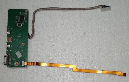 USB VGA плата з кнопкою включення з ноутбука TERRA MOBILE Ultrabook 1450 II. Нововолинськ. фото 1 USB VGA плата з кнопкою включення з ноутбука TERRA MOBILE Ultrabook 1450 II. Нововолинськ. фото 1