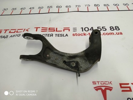Опорная вилка амортизатора пневмо переднего AWD левправ Tesla model S 1030609-00. . фото 2