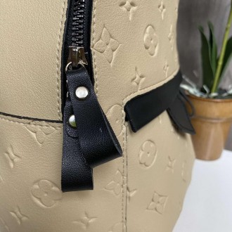 
Женский рюкзак в стиле Луи Витон модный и стильный мини рюкзачок городской
 Хар. . фото 6
