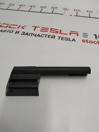 Заглушка салазки сиденья передняя правая Tesla model S, model S REST 1031676-00-. . фото 7