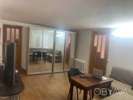 дом, 100 кв. м