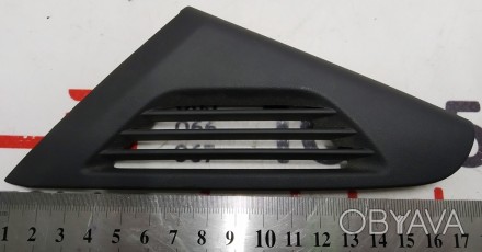 Накладка боковая панели крепления дефлекторов правая Tesla model X 1047162-00-B
. . фото 1