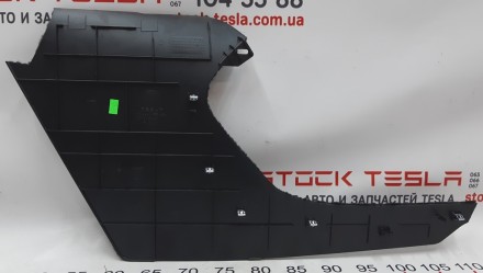 Облицовка центральной консоли правая передняя Tesla model S, model S REST 100824. . фото 3