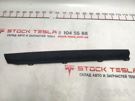 Облицовка межсекционная двери задней левой ULTRASUEDE BLK Tesla model X 1051547-. . фото 1