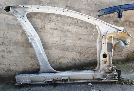 Кузовная панель (филенка) стоек А/В левая Tesla model X 1073192-S0-B
Доставка п. . фото 3