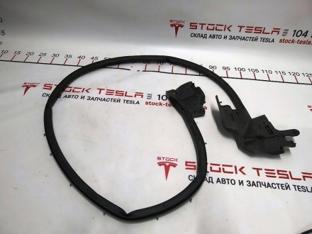 Уплотнитель двери передней правой для авто Tesla Model S. Этот компонент предназ. . фото 3