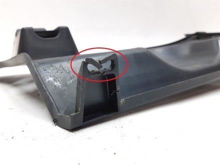 Накладка нижняя инструментальной панели правая с повреждением Tesla model S, mod. . фото 6