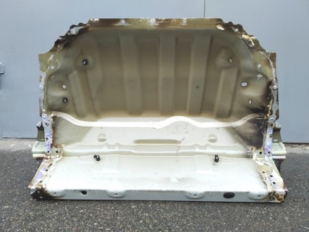 Кузовная панель над задним мотором в сборе Tesla model 3 1099613-S0-A
Доставка . . фото 3